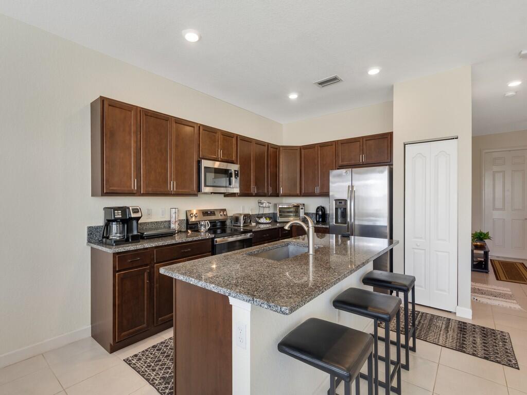 VERONA TRACE SUB & THE VILLAS AT VERONA TRACE - Residential