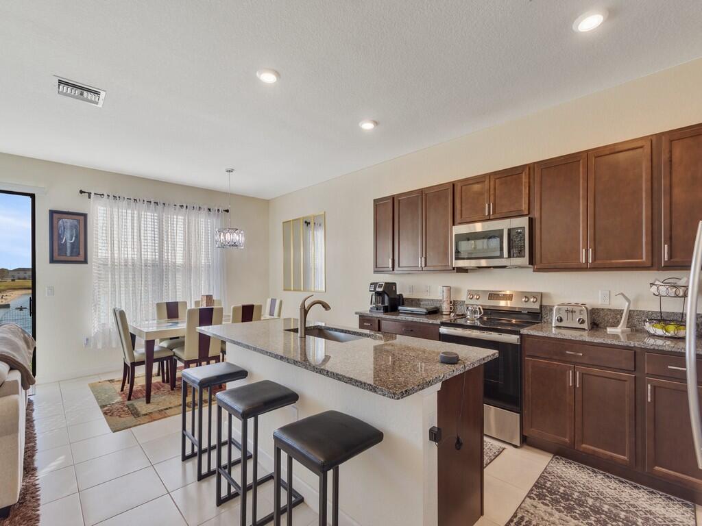 VERONA TRACE SUB & THE VILLAS AT VERONA TRACE - Residential