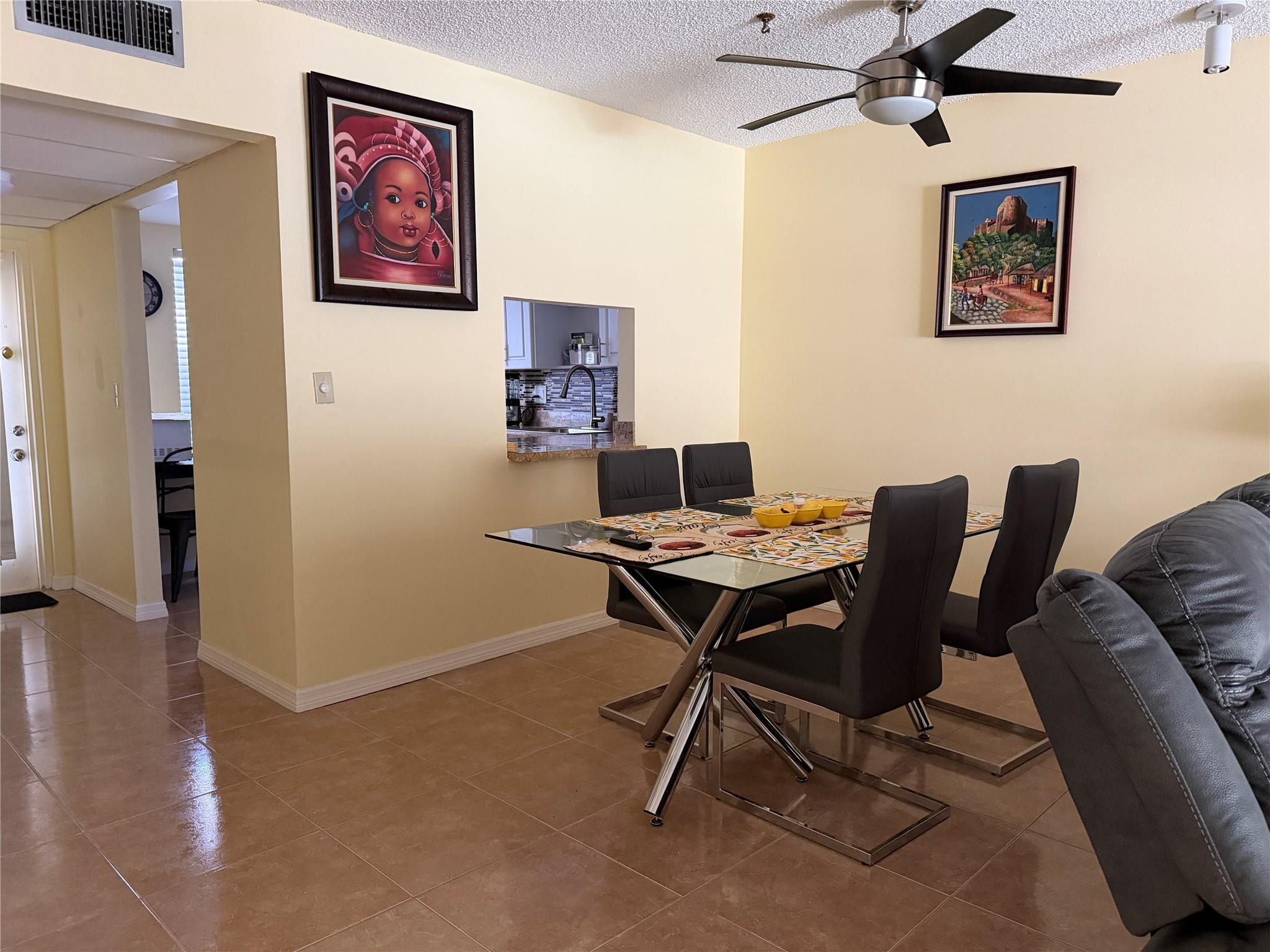 Oriole Golf & Tennis Club - Residential