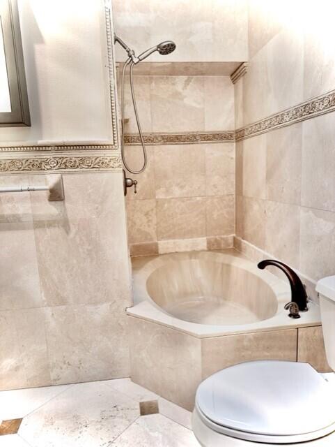 TROPIC ISLE 3RD SEC - Residential