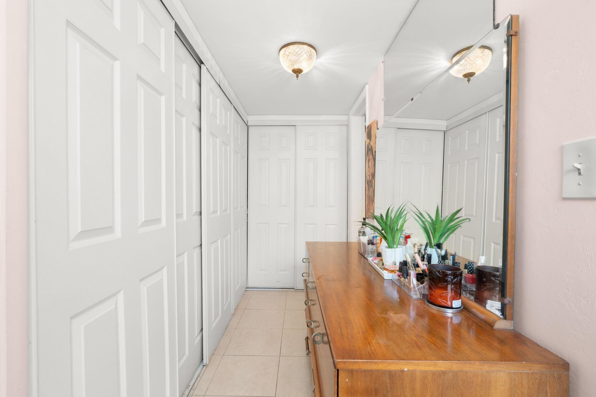 GREEN HILL PARK WEST - Residential