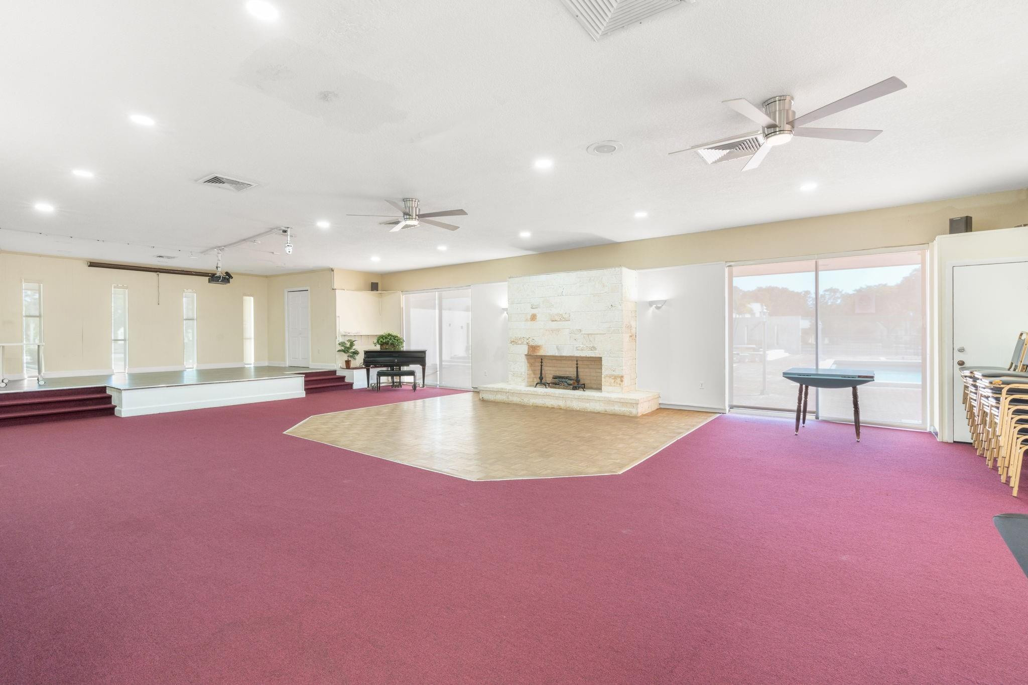 GREEN HILL PARK WEST - Residential