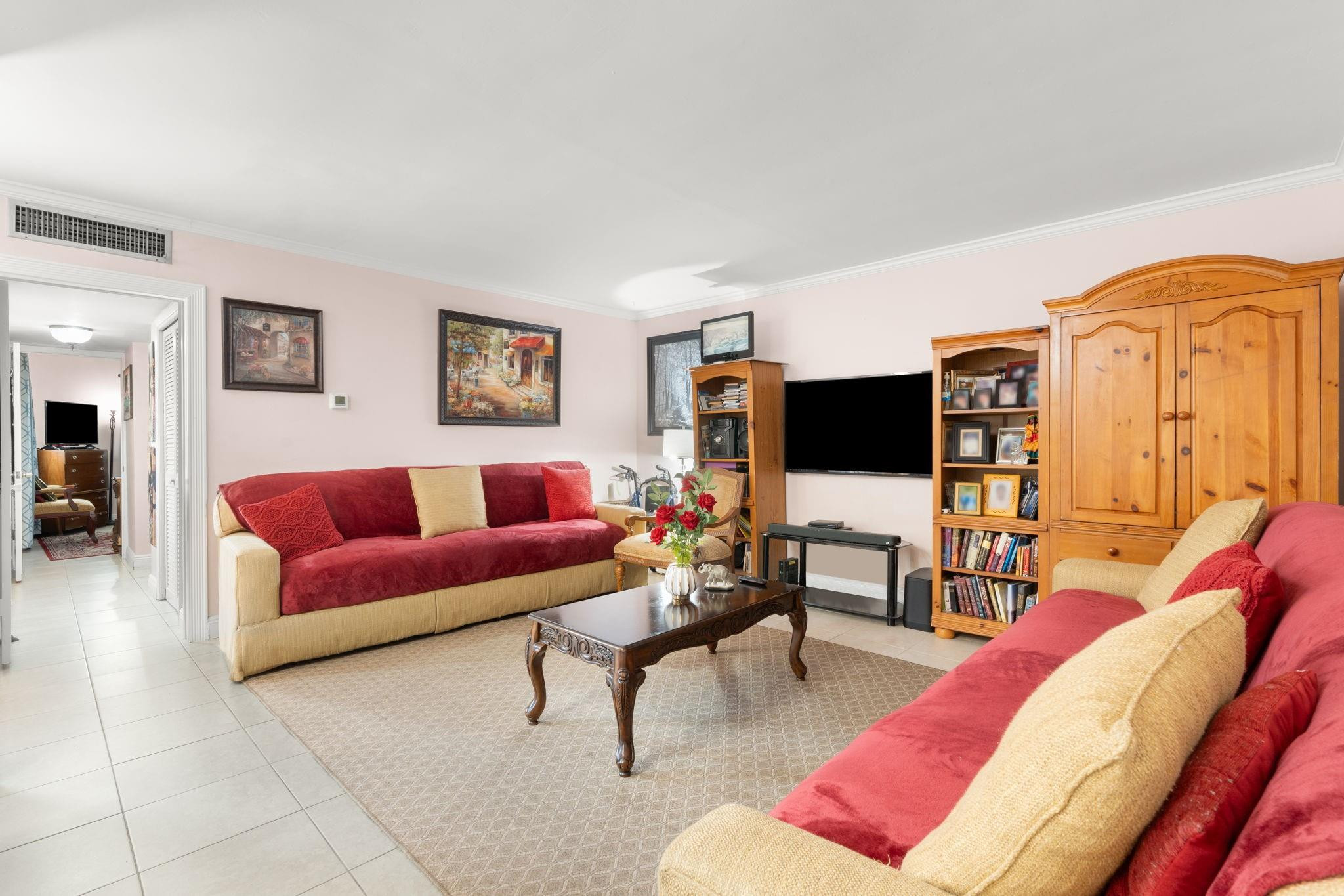 GREEN HILL PARK WEST - Residential