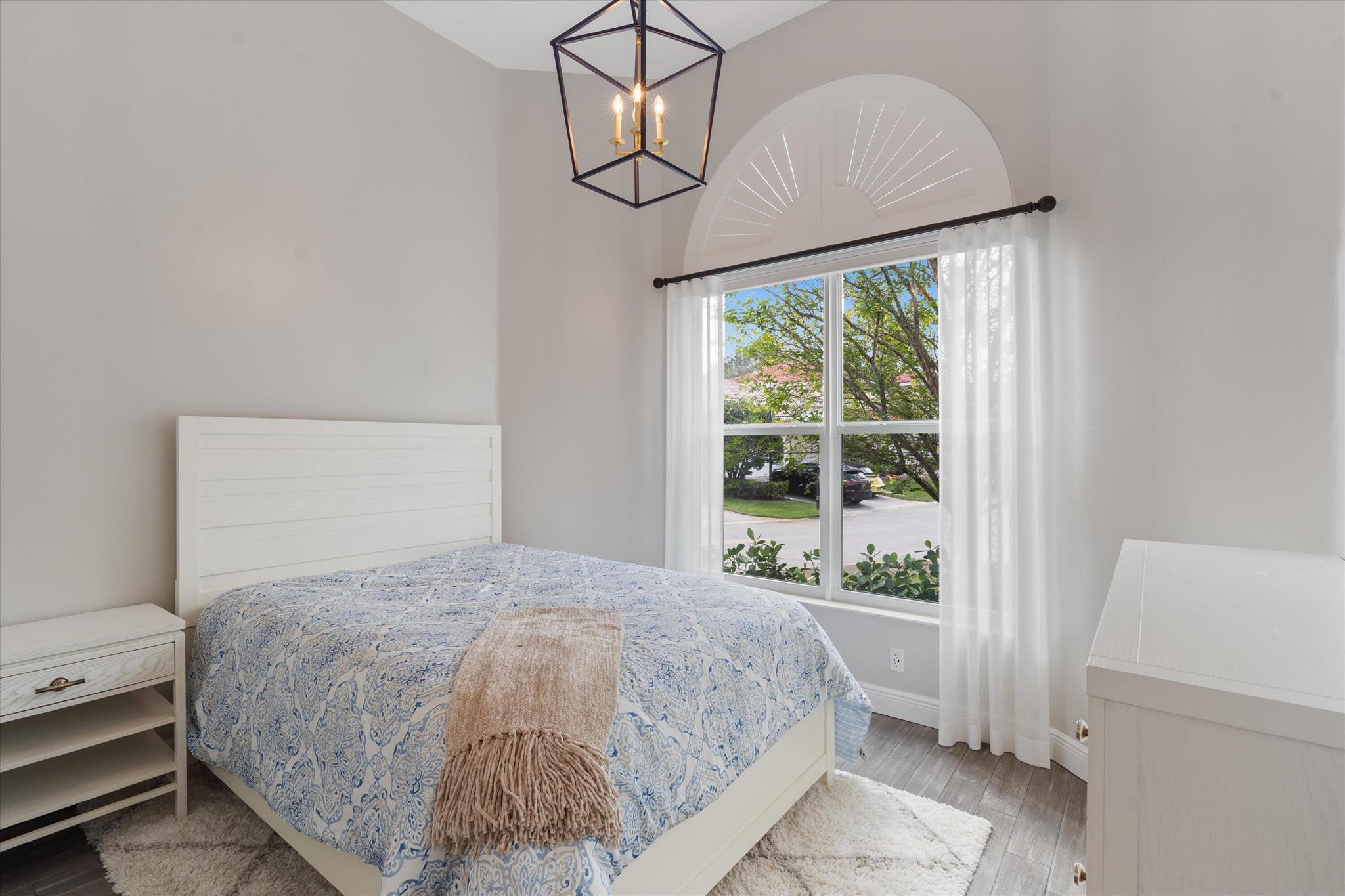 EAGLE TRACE - Residential