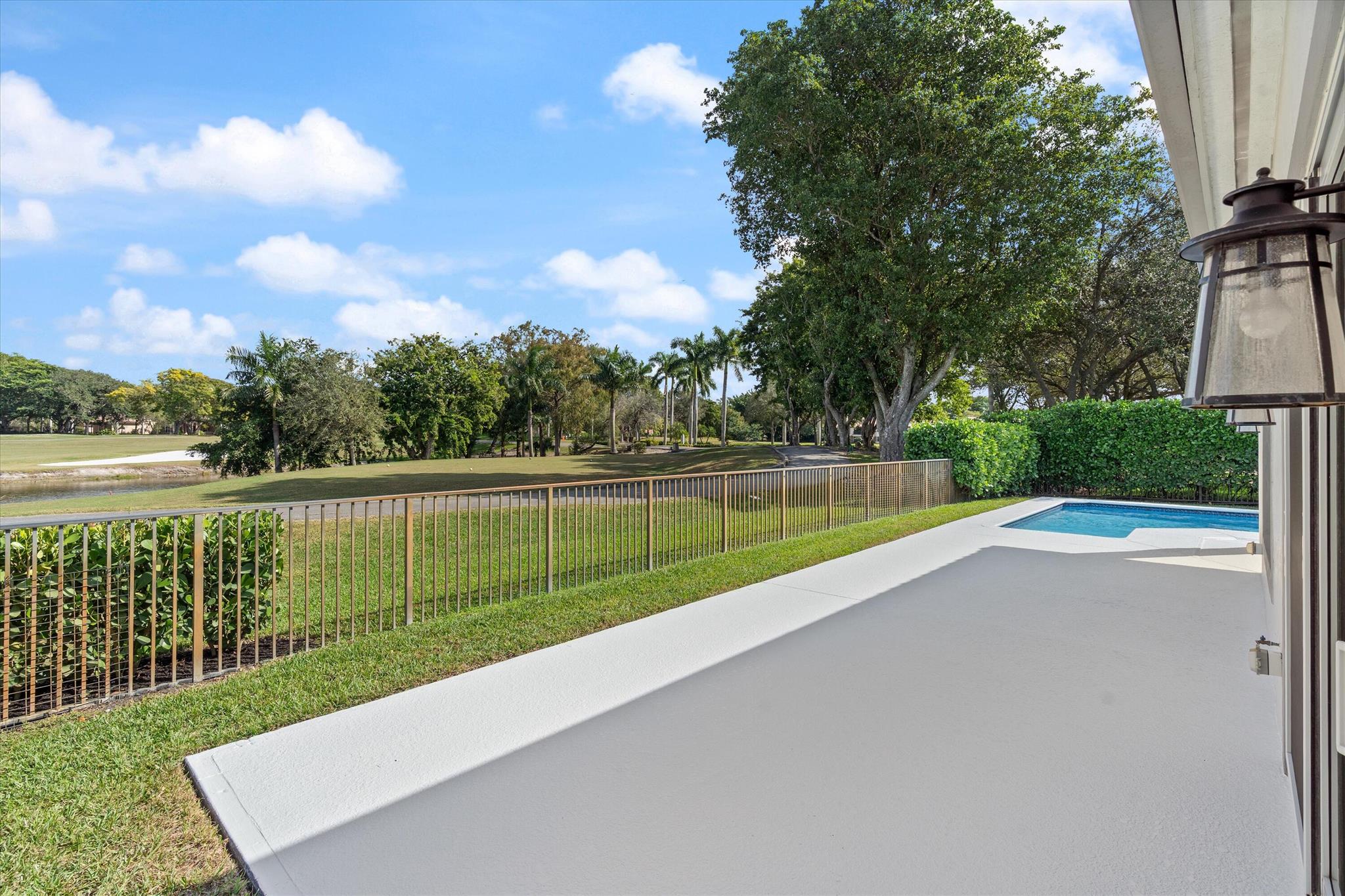 EAGLE TRACE - Residential