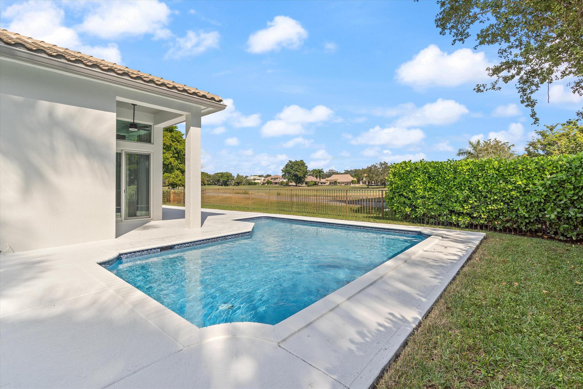 EAGLE TRACE - Residential