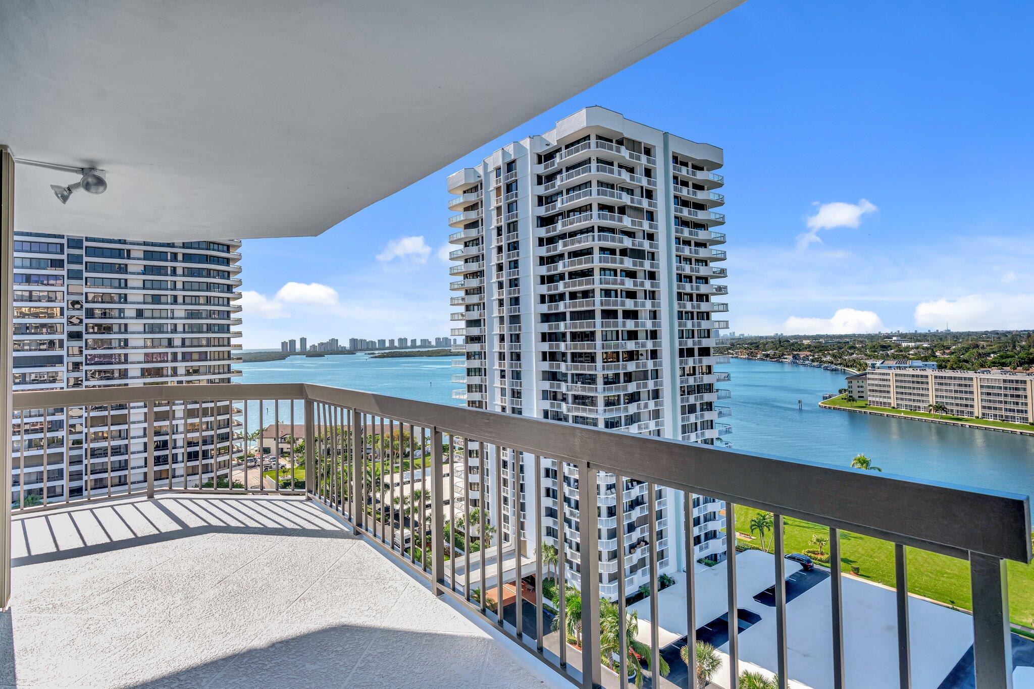108 Lakeshore Drive 1441