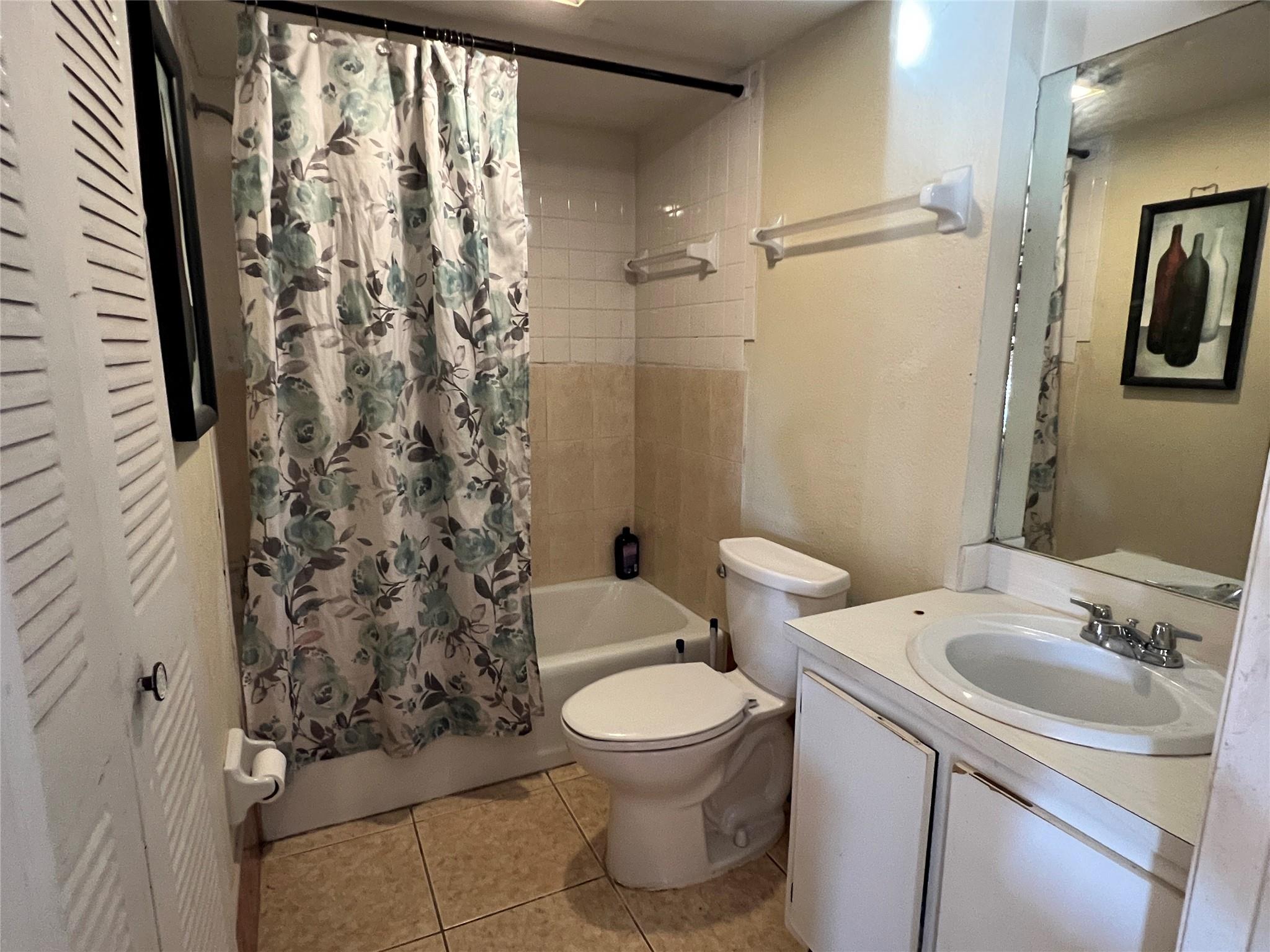 3463 SW 52nd Ave 3463