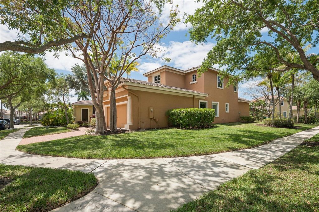 Photo of 7831 NW 125th Lane, Parkland, FL 33076 (MLS # B26019096)