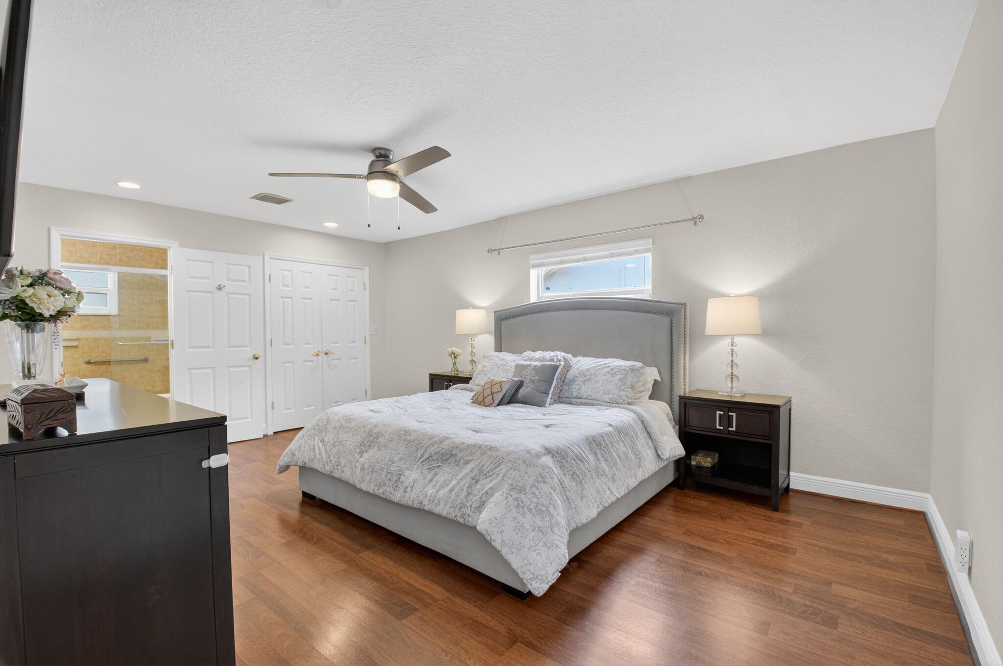 Paradise Palms - Residential