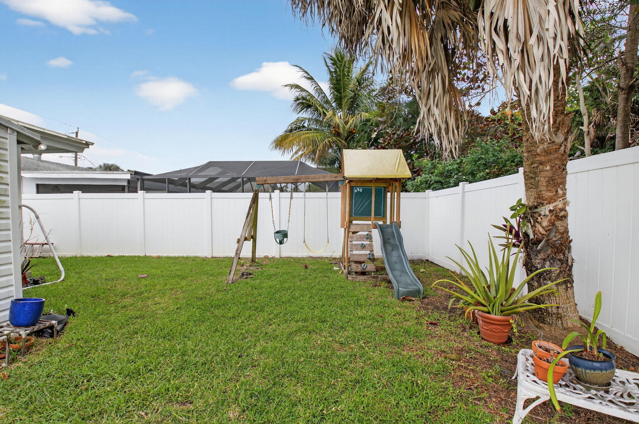 Paradise Palms - Residential