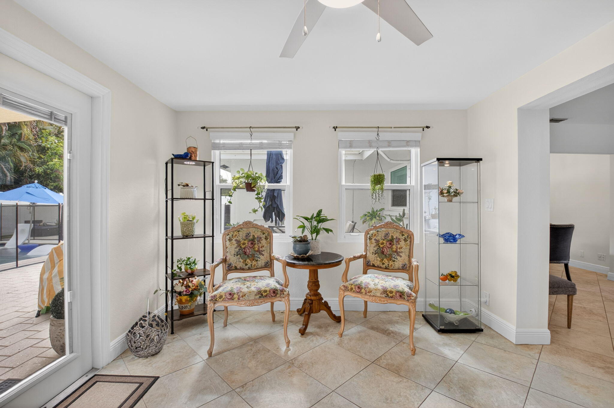 Paradise Palms - Residential