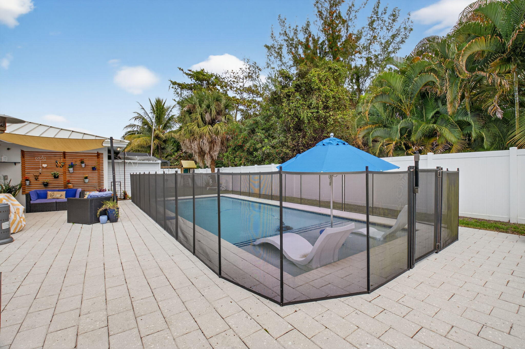 Paradise Palms - Residential