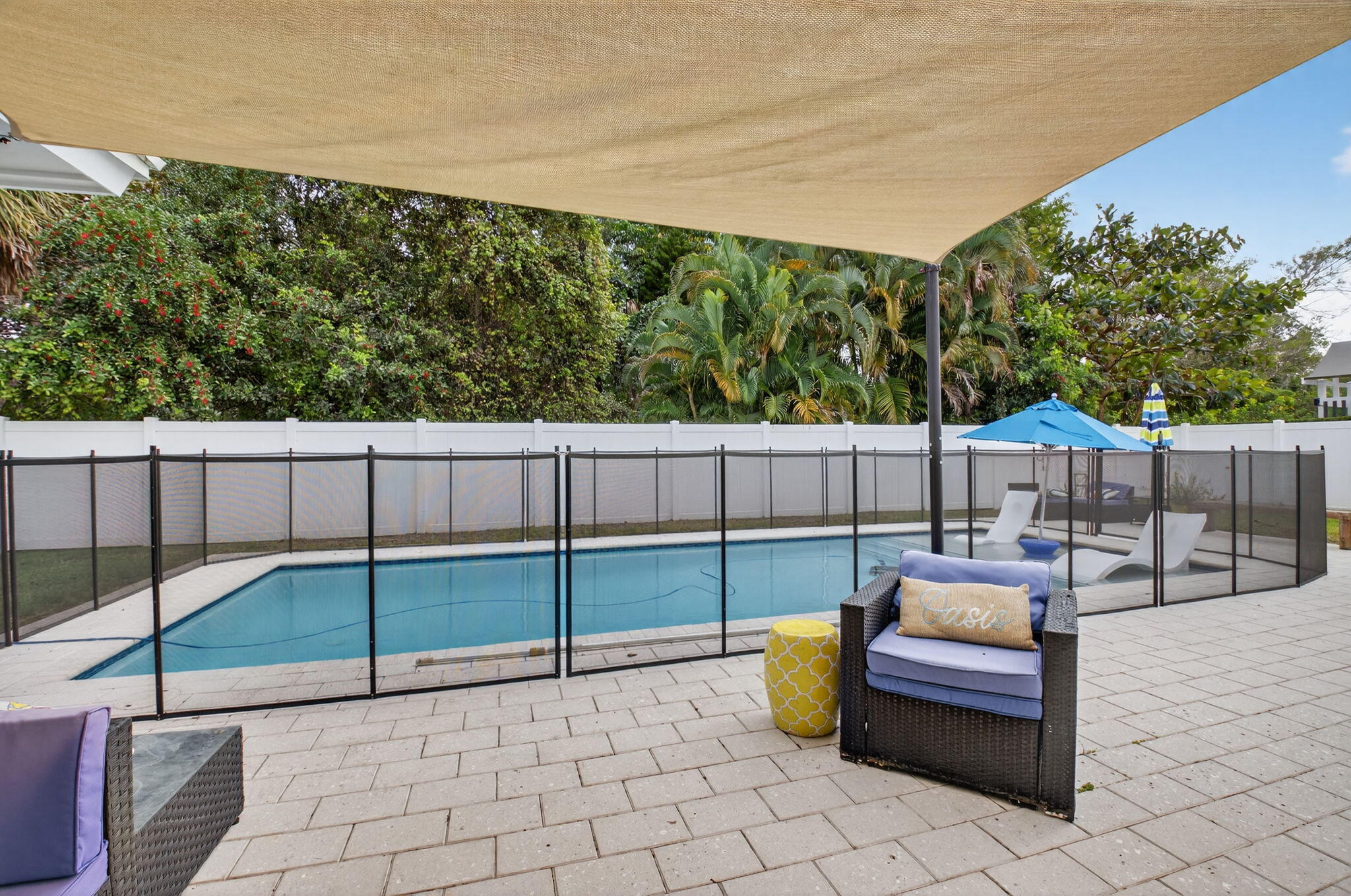 Paradise Palms - Residential