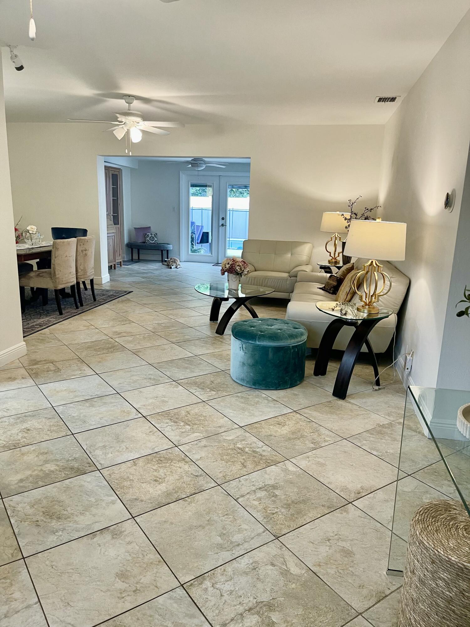 Paradise Palms - Residential