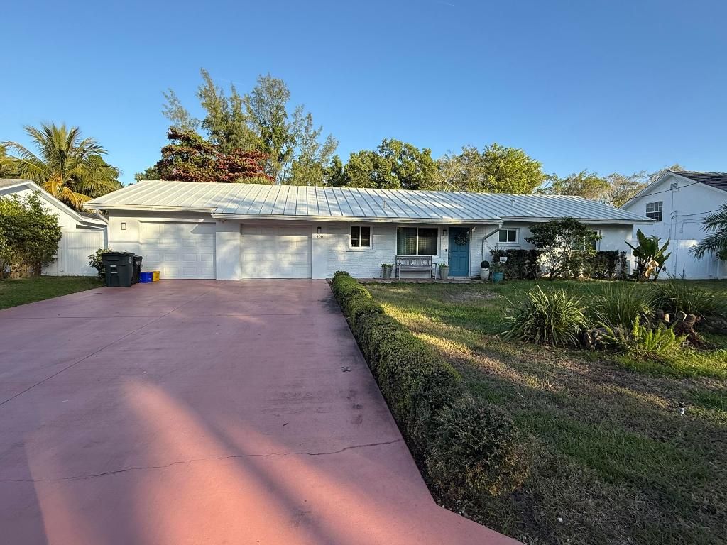 Photo of 400 E Conference Drive, Boca Raton, FL 33486 (MLS # R11157819)