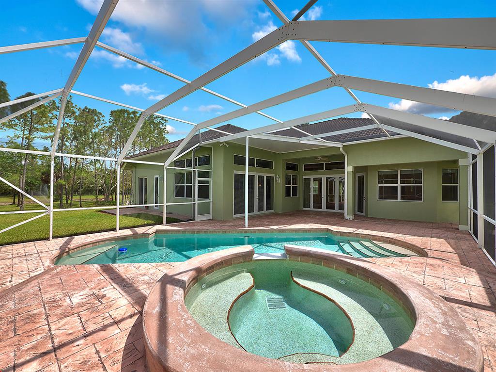 Caloosa - Residential