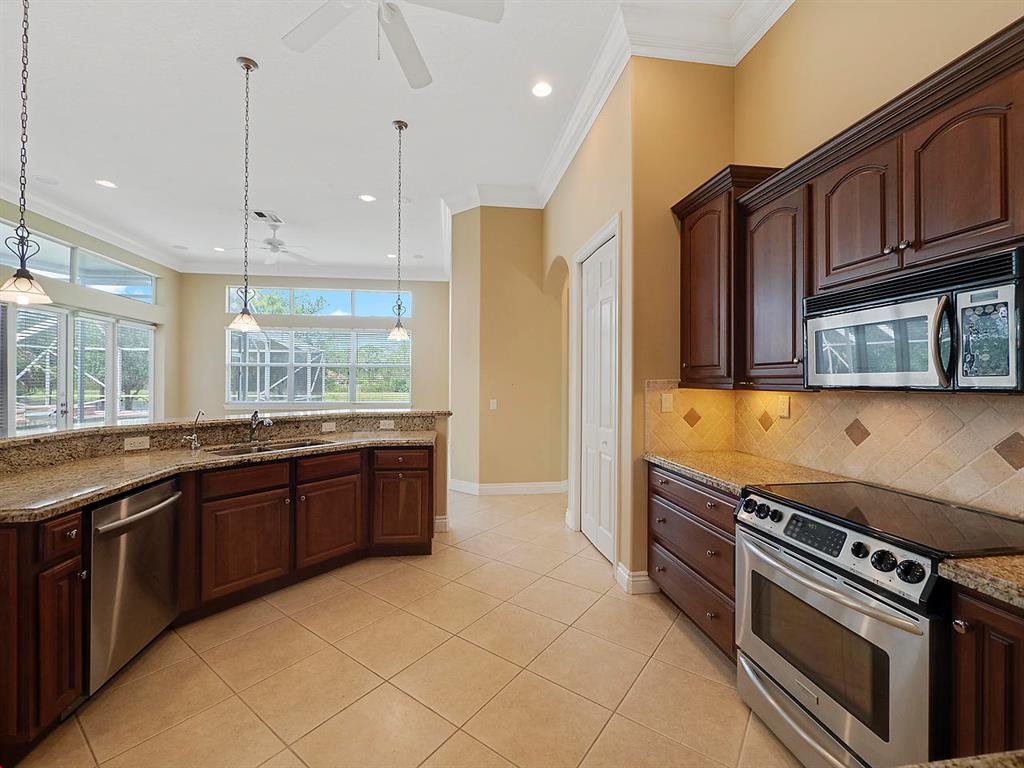 Caloosa - Residential