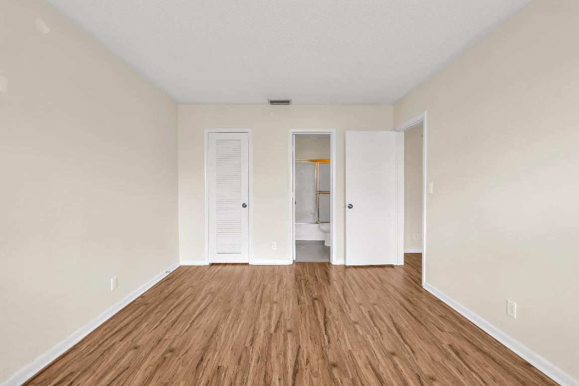 Golden Arrow Condominium - Residential