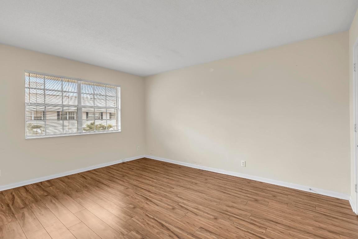 Golden Arrow Condominium - Residential