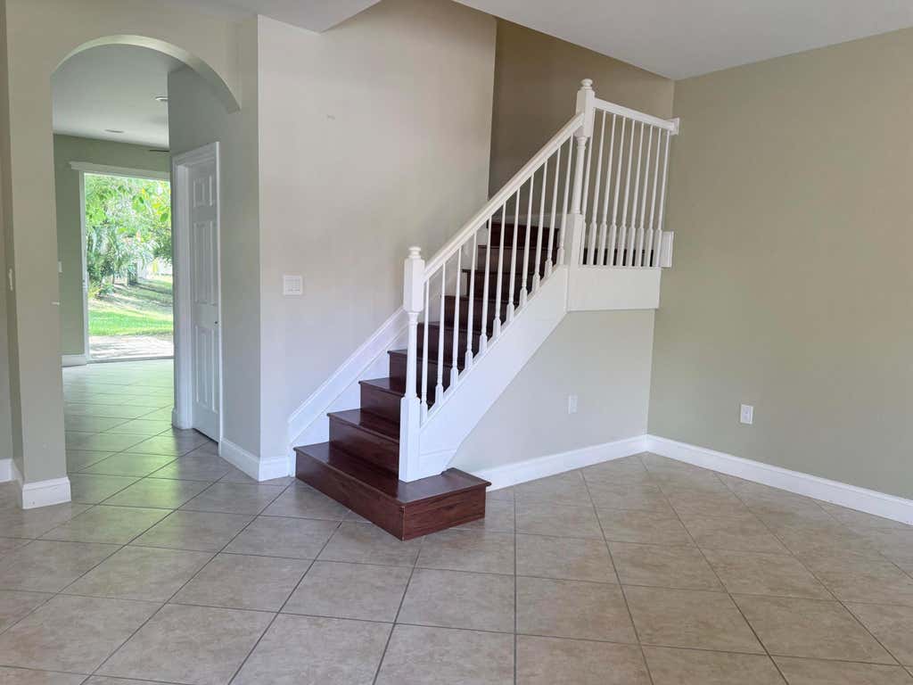 Photo of 182 Lake Monterey Circle, Boynton Beach, FL 33426 (MLS # B26032430)
