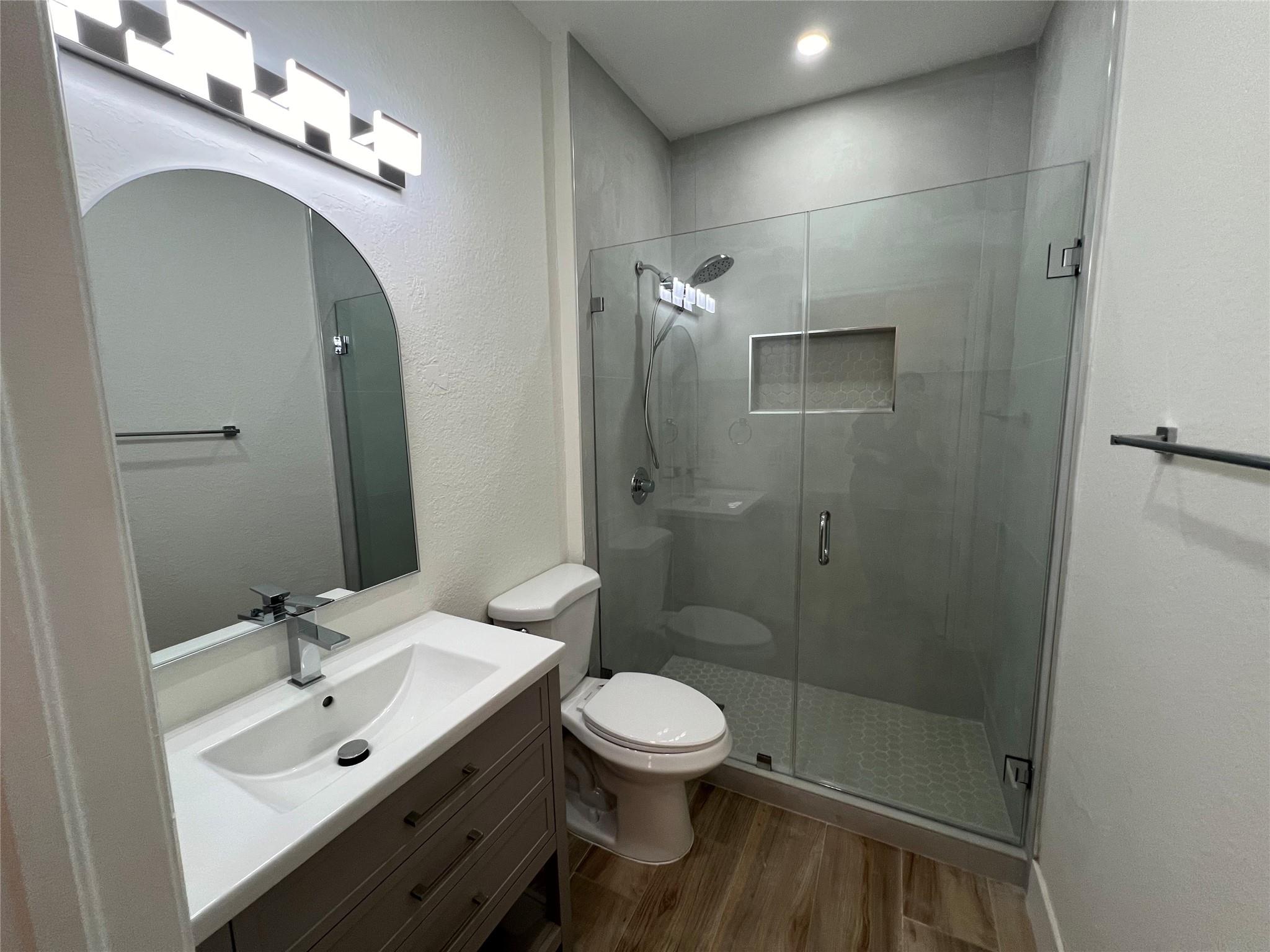 Eureka Palm Garden - Residential Lease