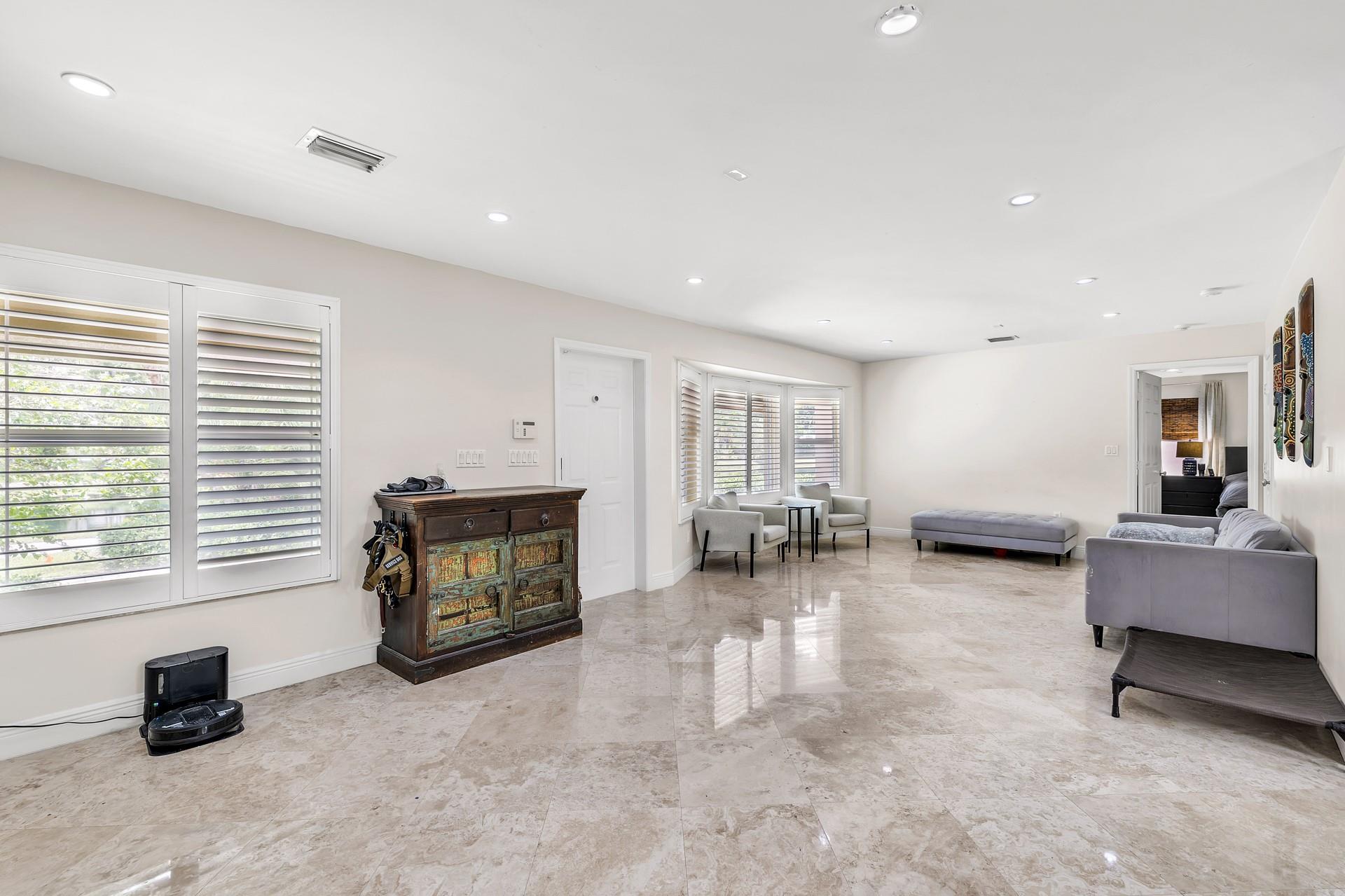 Everglade Land Sales Co R - Residential