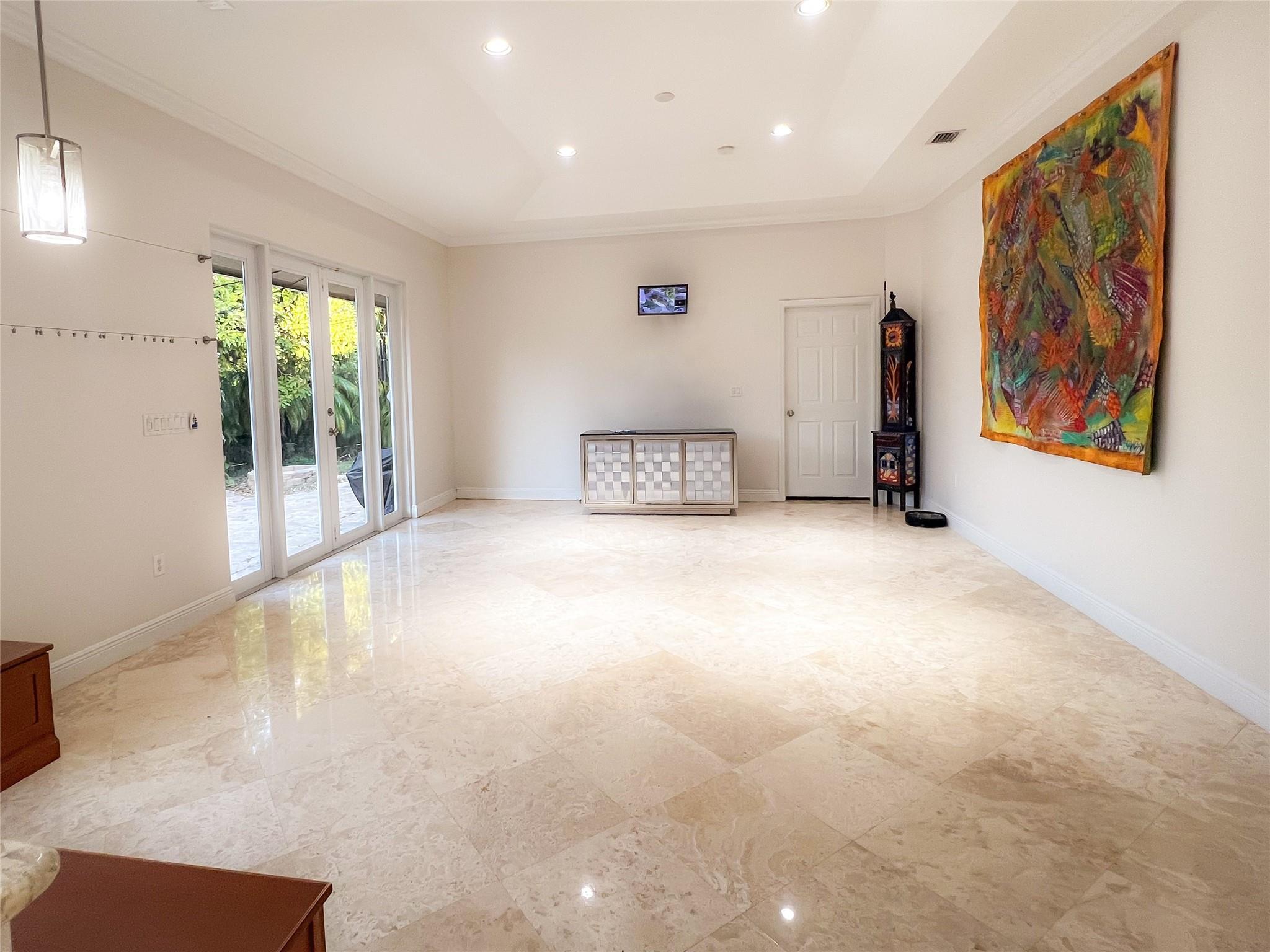 Everglade Land Sales Co R - Residential