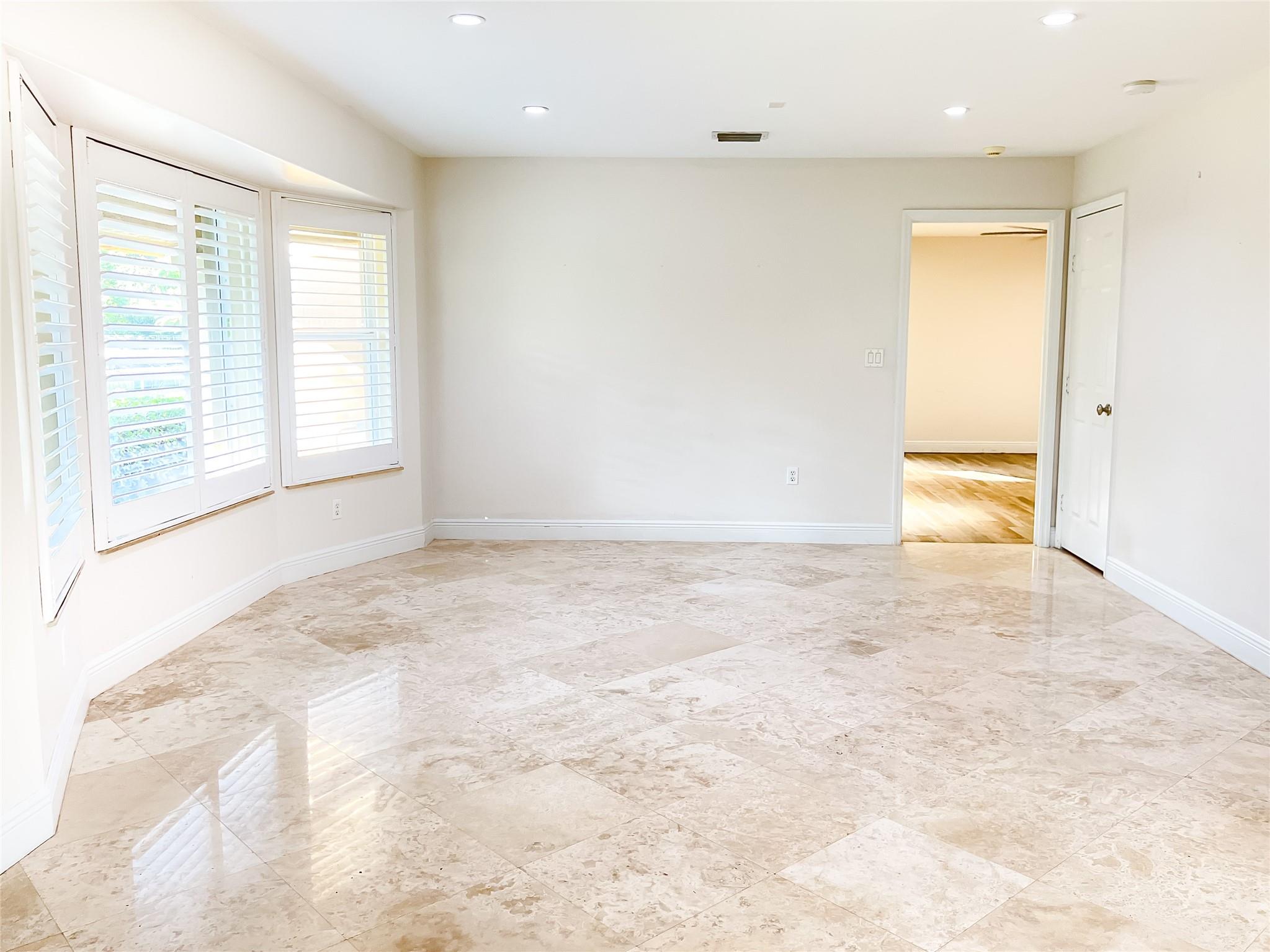 Everglade Land Sales Co R - Residential