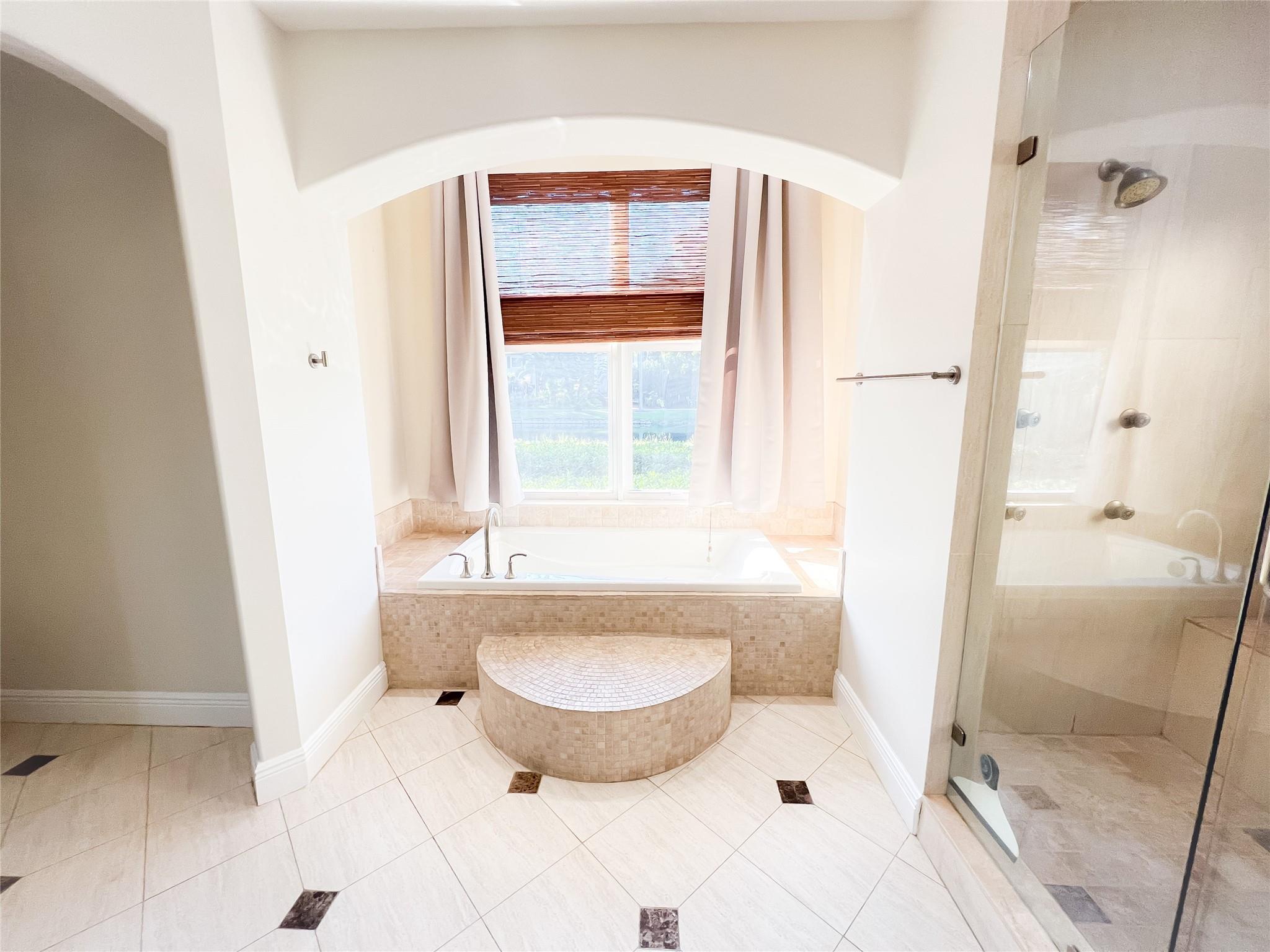 Everglade Land Sales Co R - Residential
