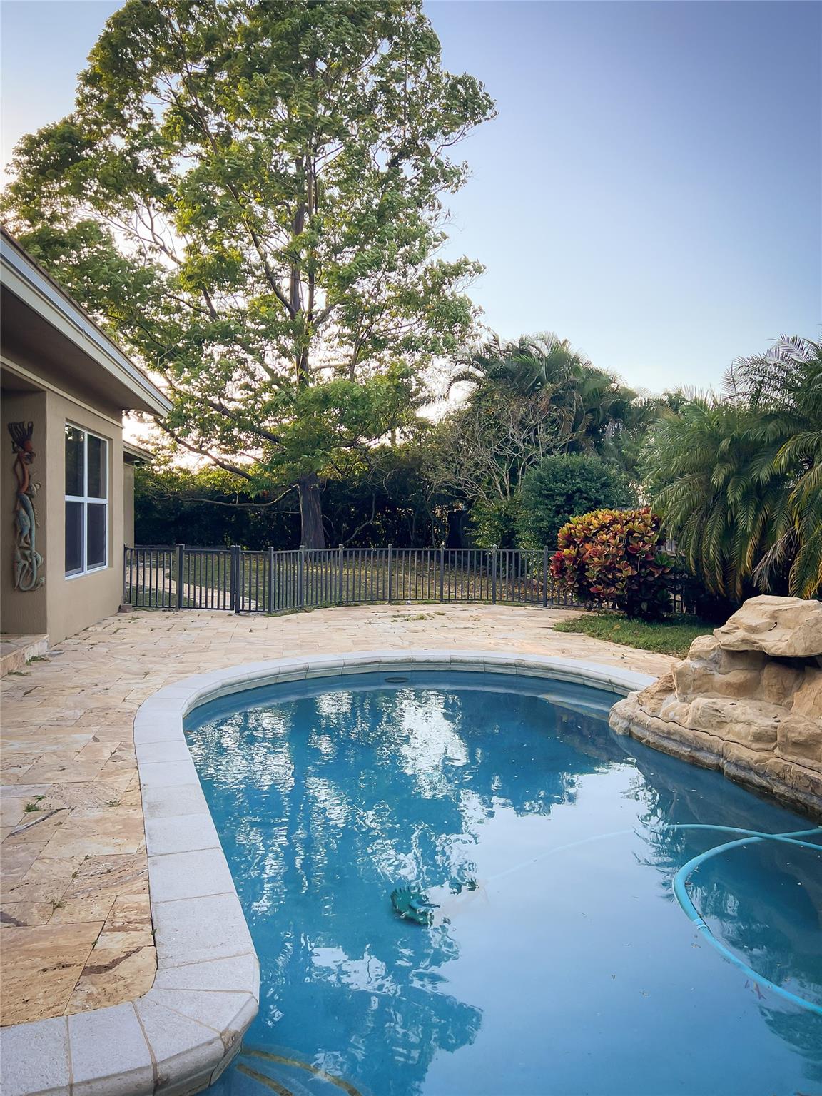 Everglade Land Sales Co R - Residential