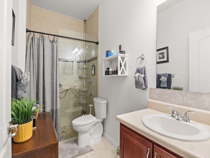 Collier Club - Residential