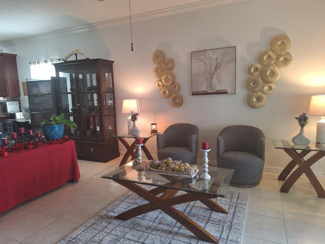 Collier Club - Residential