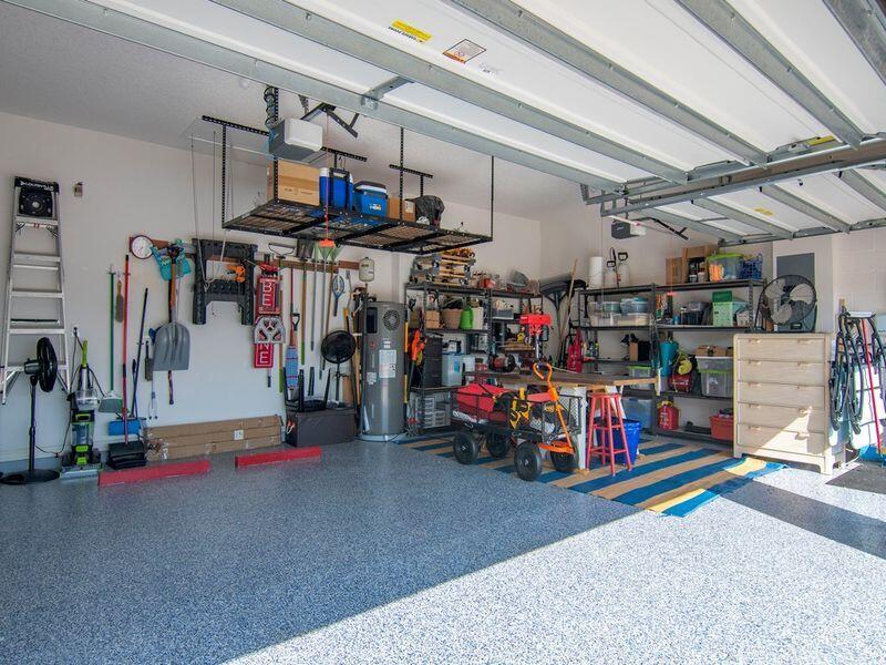 Collier Club - Residential