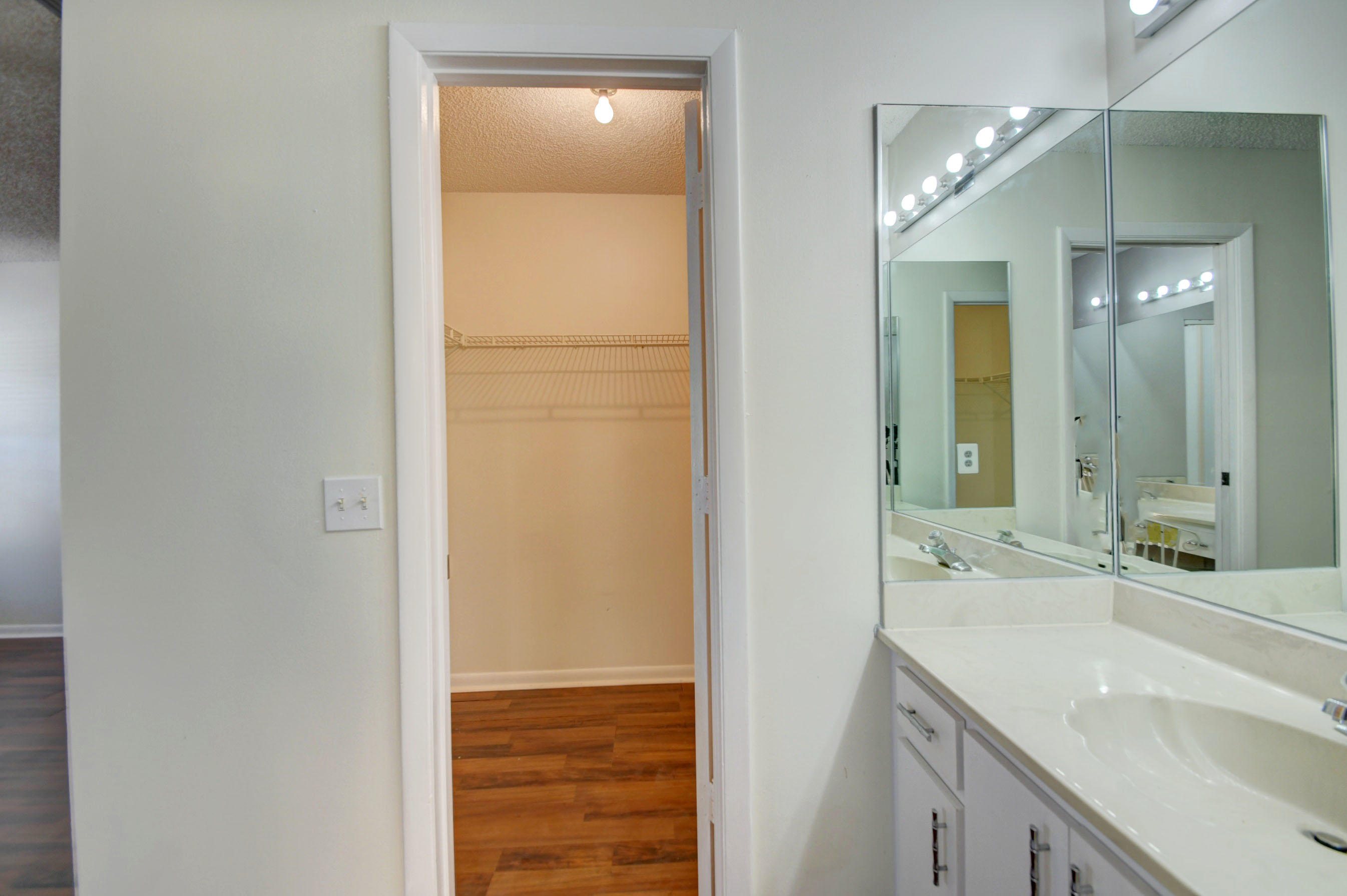 HOMEWOOD LAKES SEC A - Residential