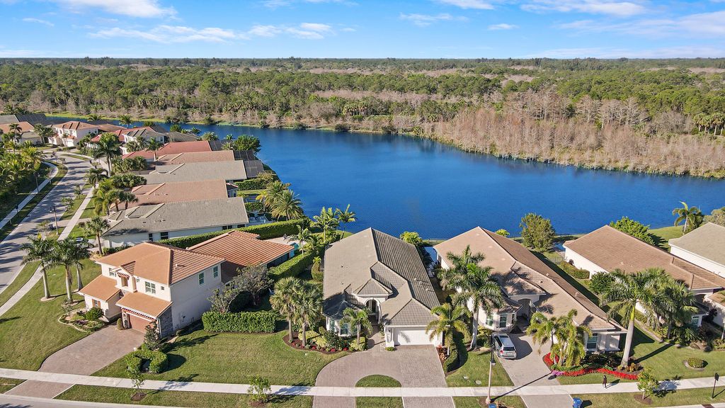 Photo of 510 Carrara Court, Jupiter, FL 33478 (MLS # R10955929)