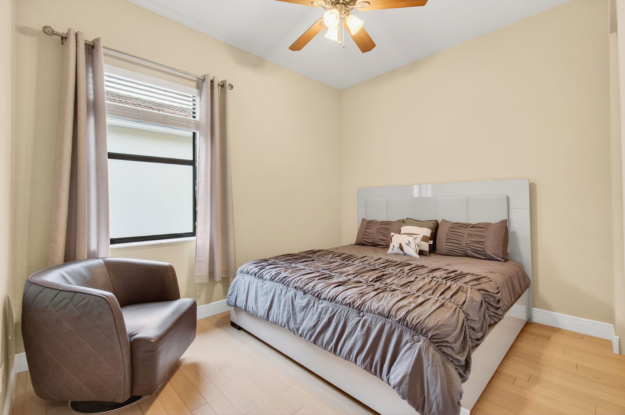 GRAND HAVEN AT LINTON BLVD - Residential