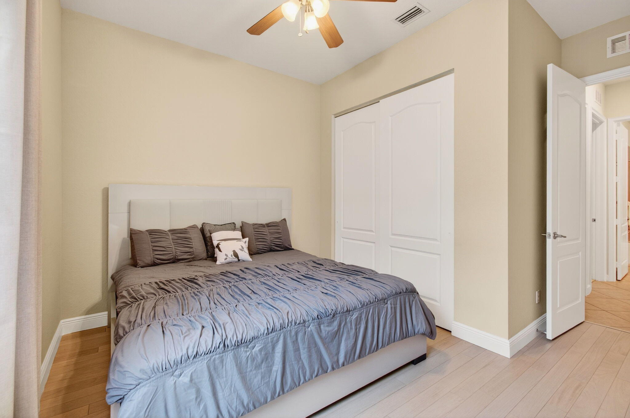 GRAND HAVEN AT LINTON BLVD - Residential