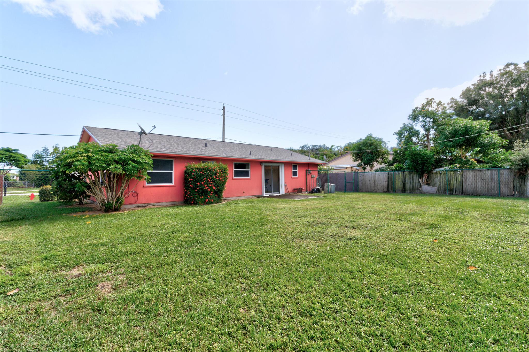 INDIAN RIVER HEIGHTS UNIT - Residential