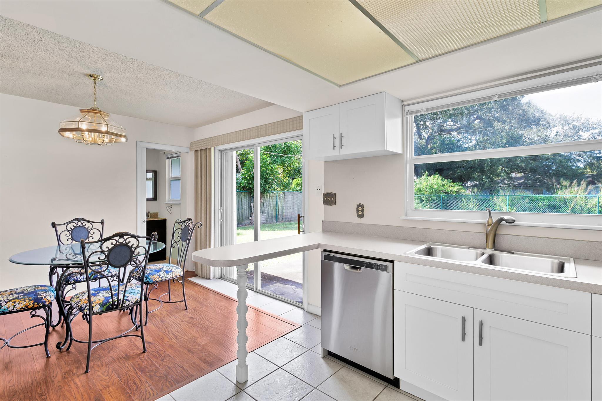 INDIAN RIVER HEIGHTS UNIT - Residential