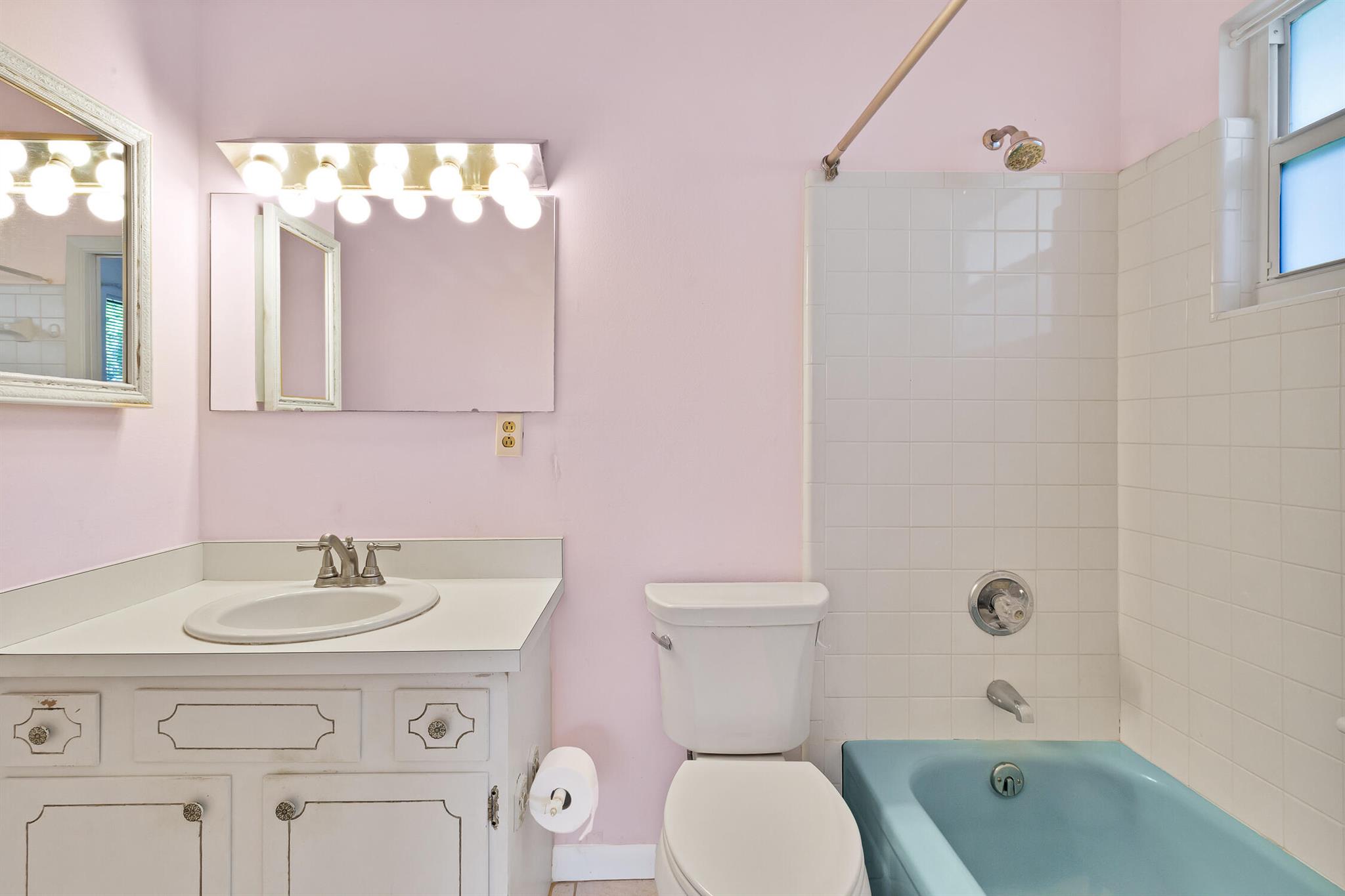 INDIAN RIVER HEIGHTS UNIT - Residential