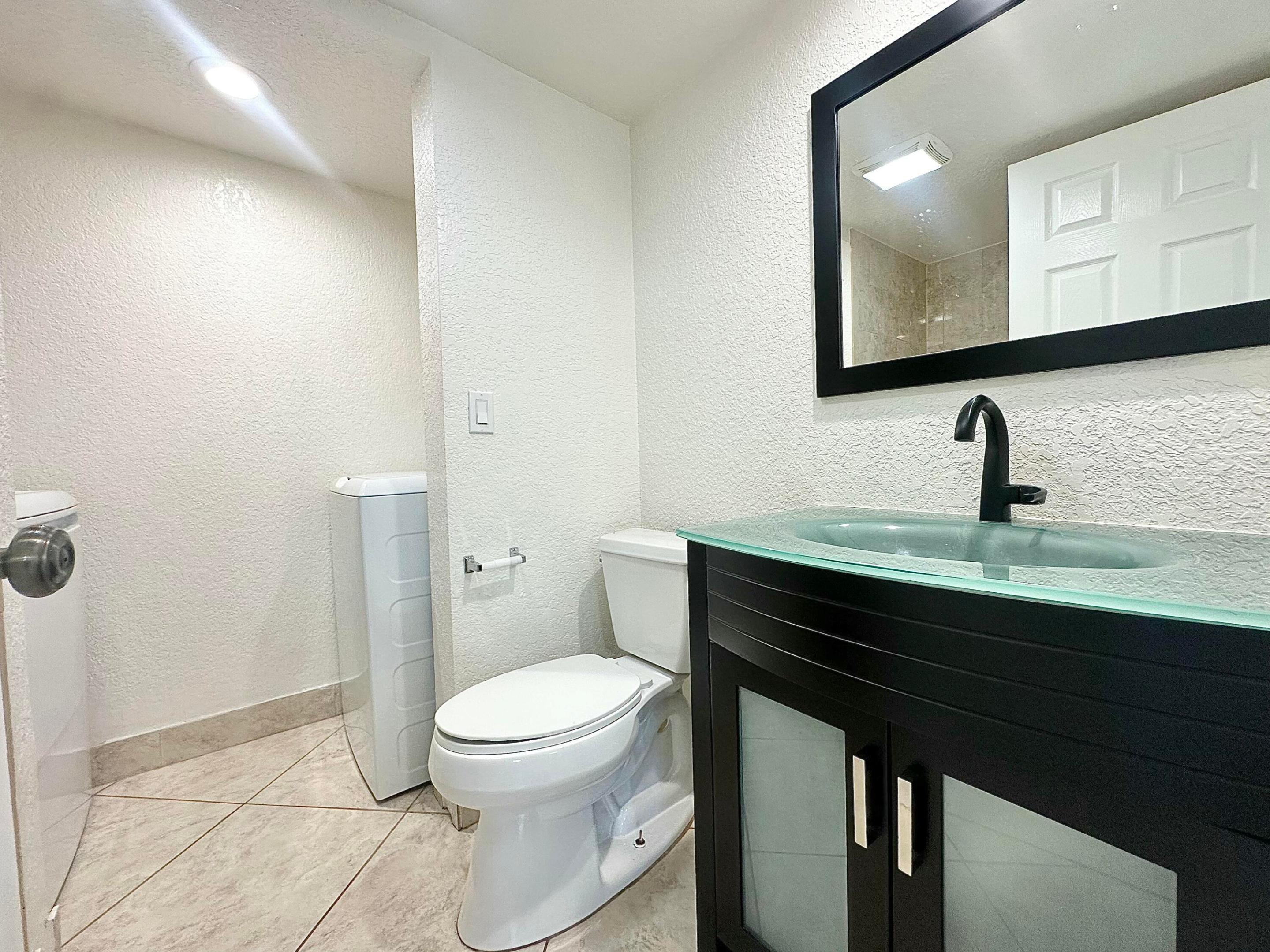 LAKEWOOD OF PALM SPRINGS - Residential Lease