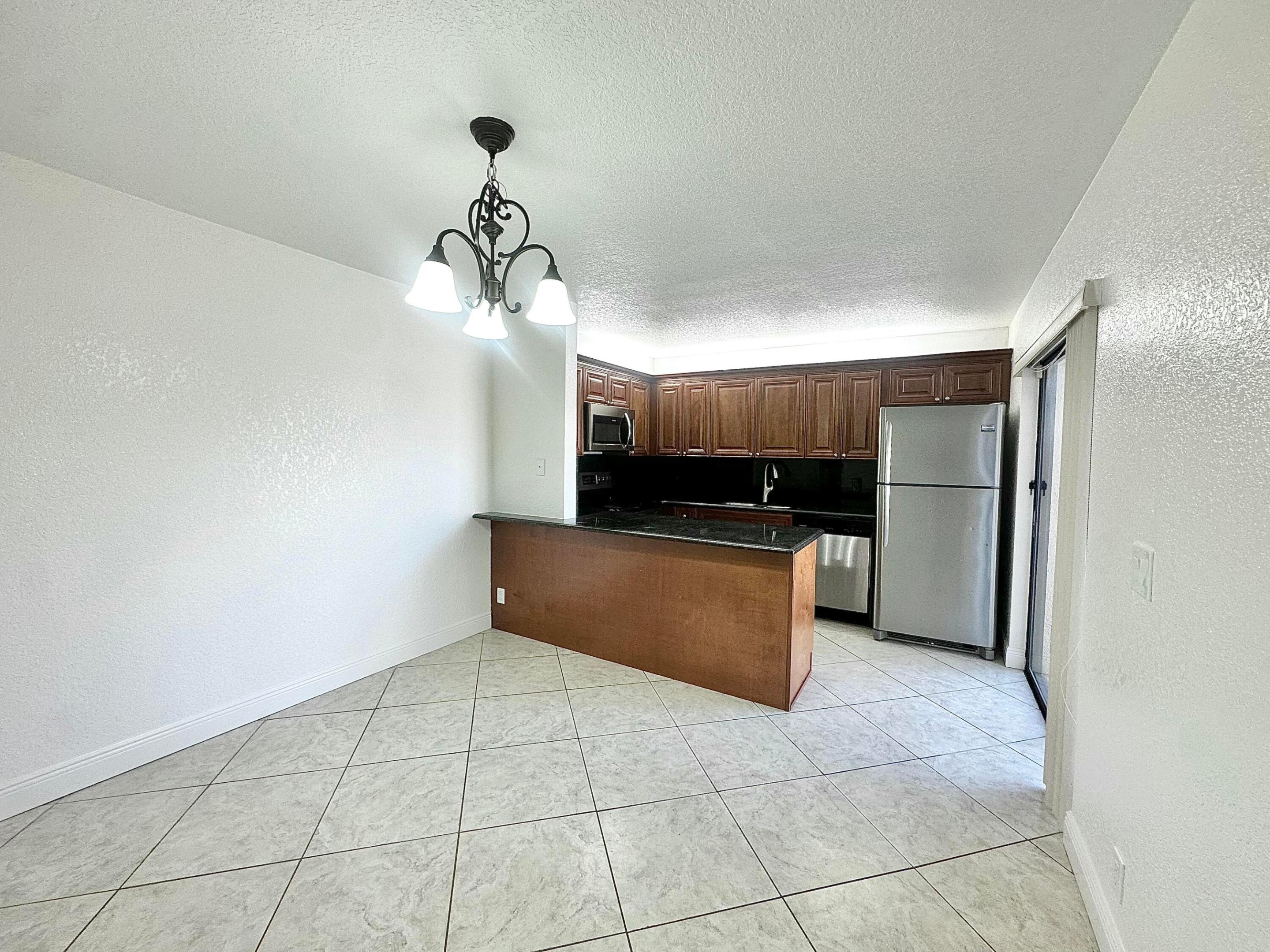 LAKEWOOD OF PALM SPRINGS - Residential Lease