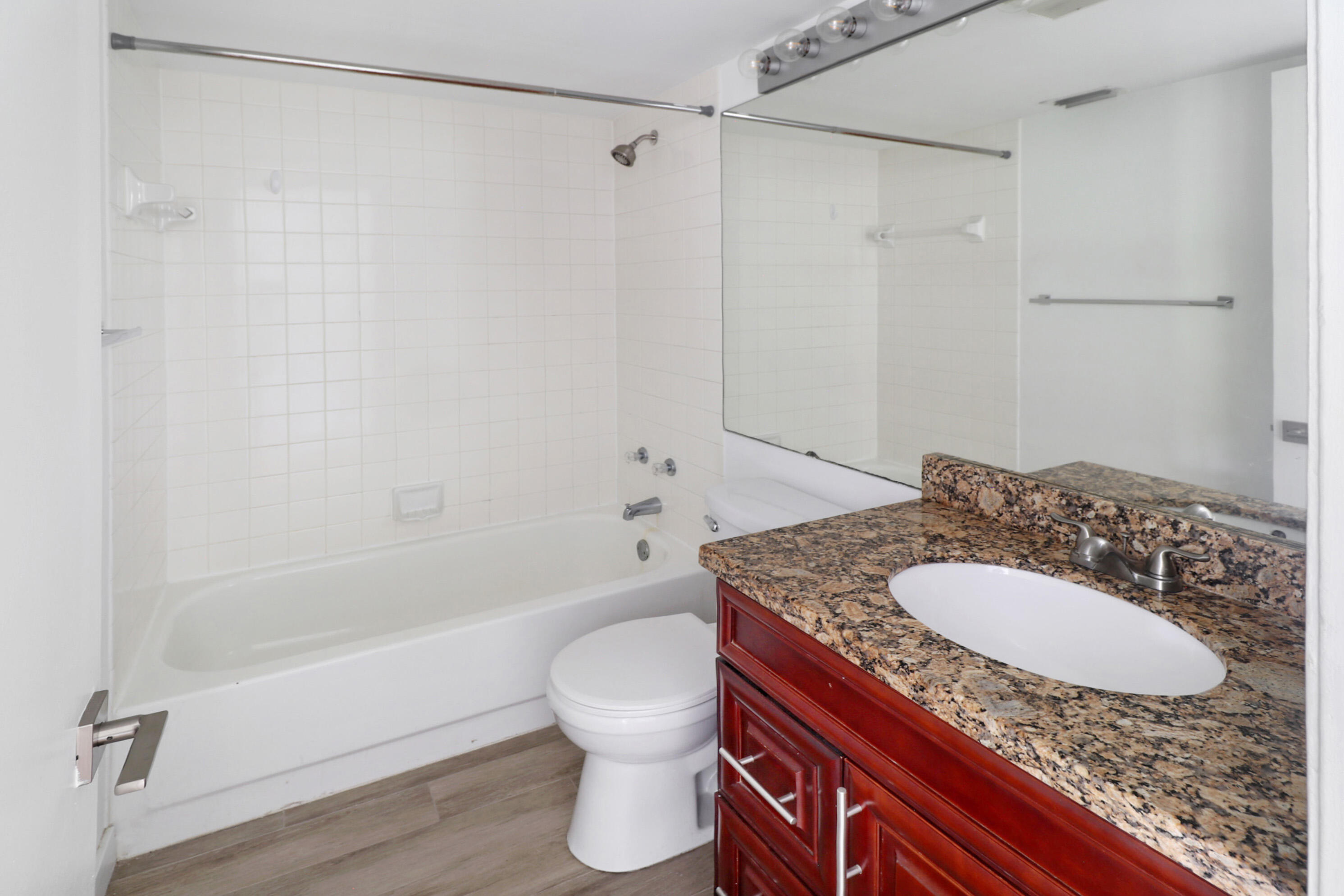 GRAND OASIS CONDO - Residential