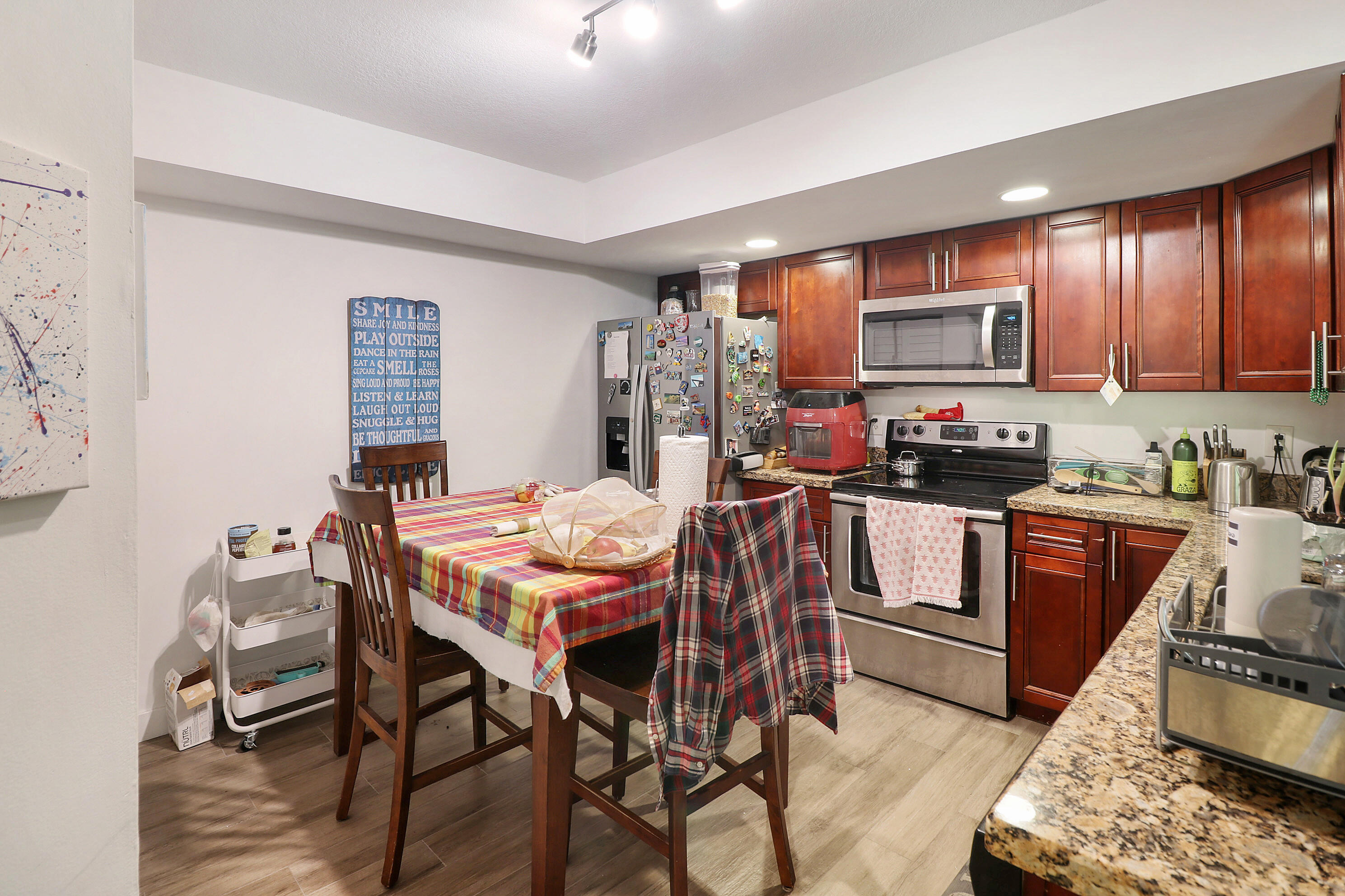 GRAND OASIS CONDO - Residential