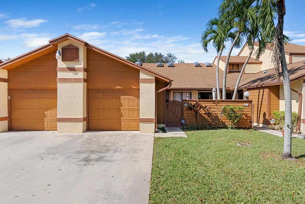 Photo of 3808 Collinwood Lane, West Palm Beach, FL 33406 (MLS # R10936190)