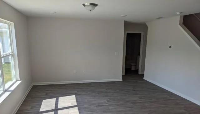 1015 Lovebird Ct