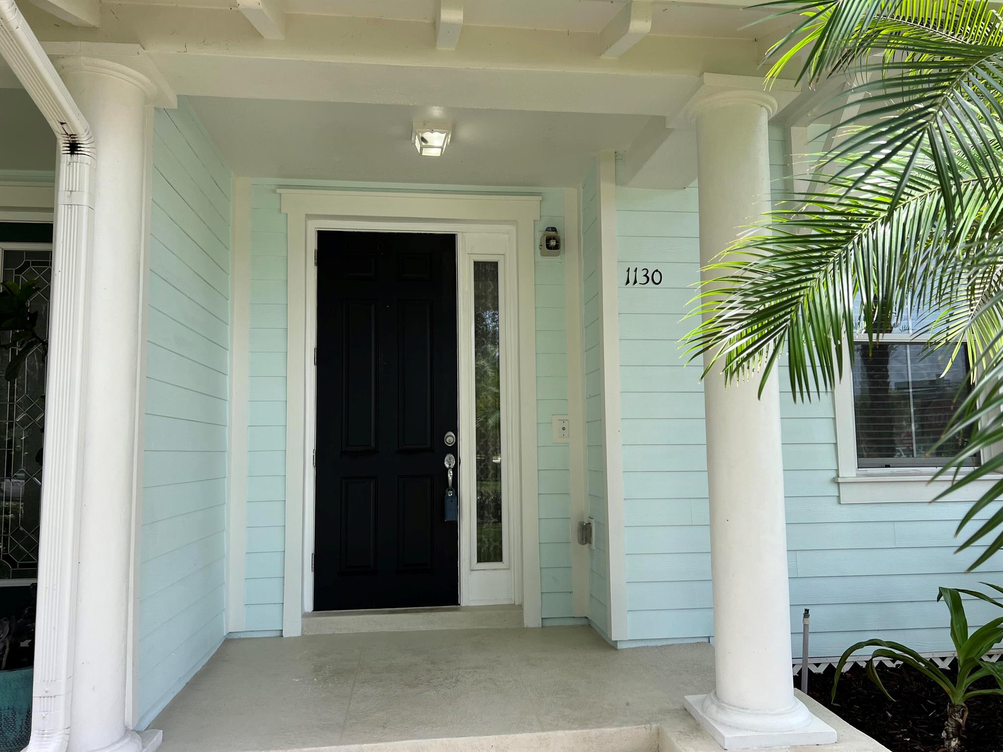 This stunning 3-bedroom, 2.5-bathroom townhouse offers an unparalleled lifestyle in the heart of Abacoa. Perfectly situated on a beautiful corner lot, the home boasts abundant natural light and picturesque views, with tile and laminate flooring throughout - no carpet. Residents will enjoy exclusive access to the clubhouse amenities, including a gym, two heated swimming pools, and a meeting and games room. The spacious layout extends to a charming second-floor balcony, ideal for relaxing evenings. With its prime location and desirable features, this townhouse provides the ultimate blend of comfort, convenience, and community in Jupiter, Florida.''