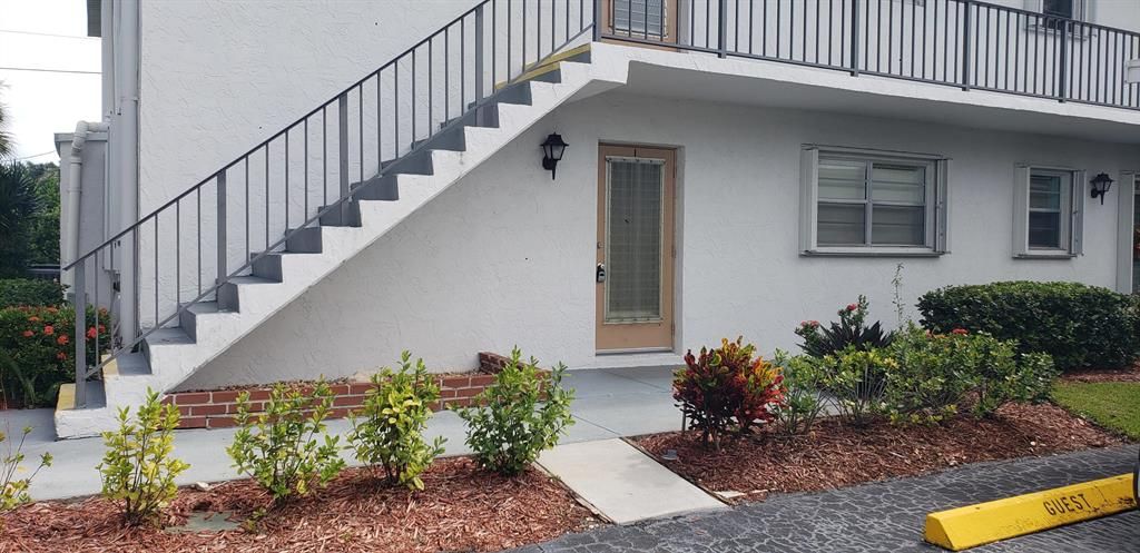 Photo of 2950 SE Ocean Boulevard #10-1, Stuart, FL 34996 (MLS # R10721566)