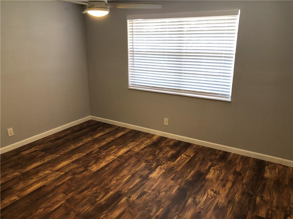 MEADOWBROOK LAKES - Residential